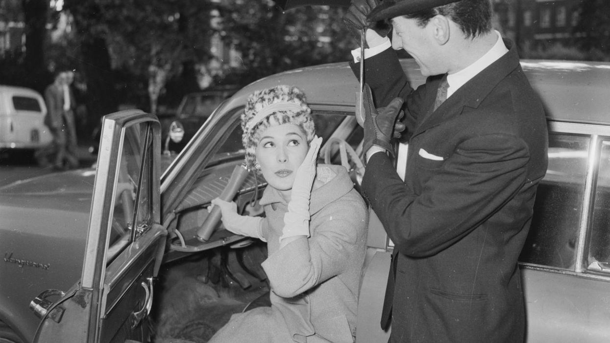 New 'chivalrous' dating website only lets men make the first move