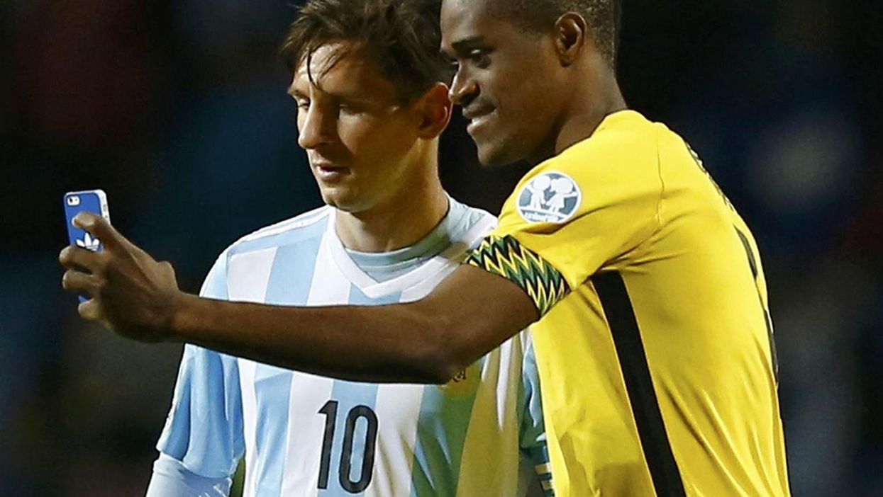 Starstruck opponent asks Lionel Messi for a selfie... on the pitch