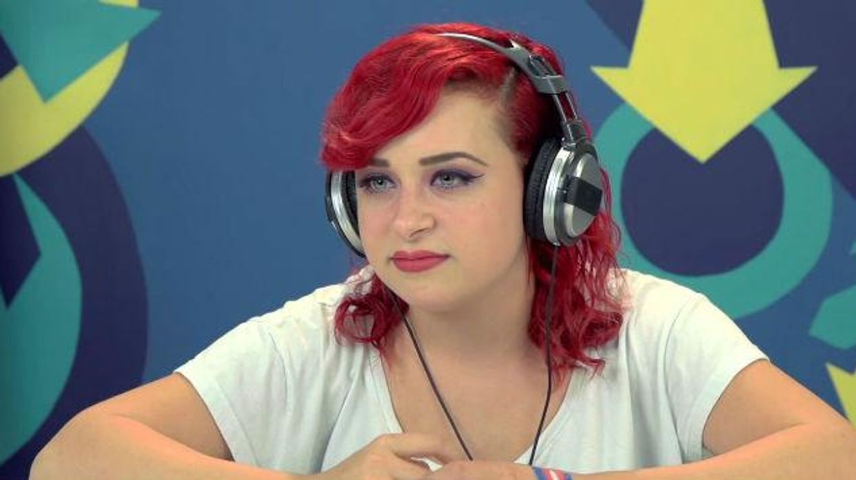 Prepare to feel old as teenagers try to identify 90s music
