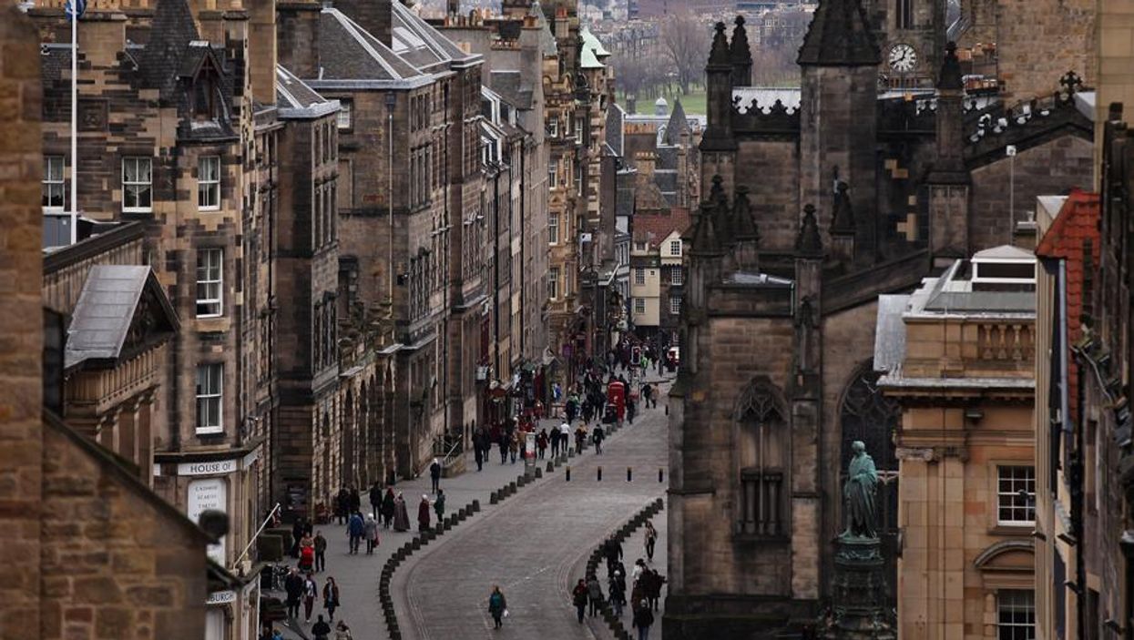 The 10 safest cities for tourists