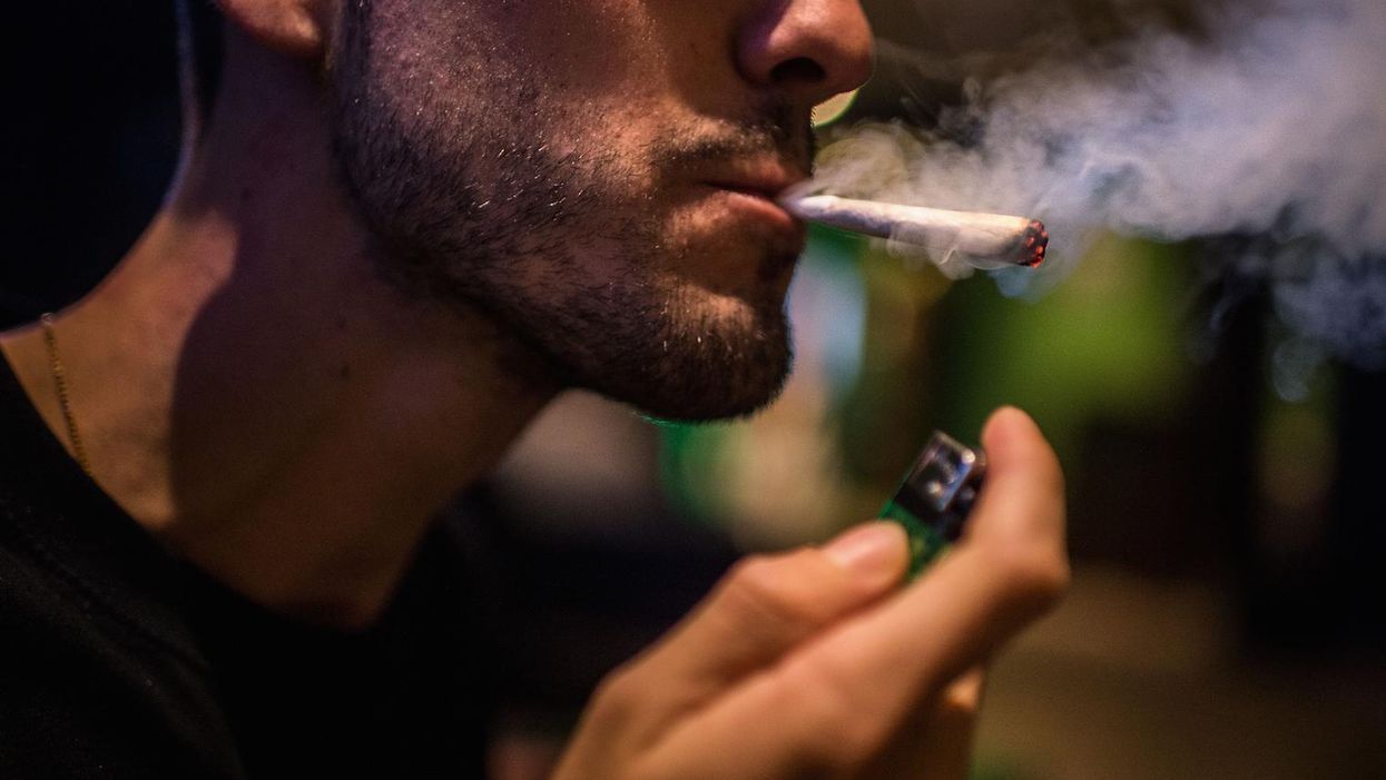 Here is why smoking weed gives you the munchies