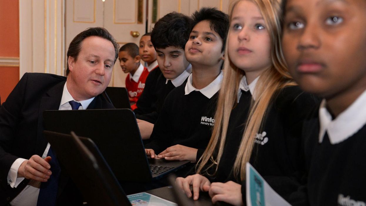 8 times David Cameron failed at doing the internet