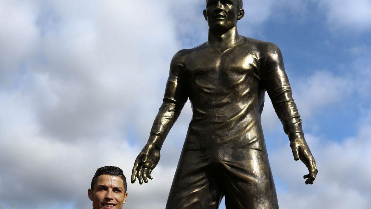 Giant Cristiano Ronaldo statue is erected