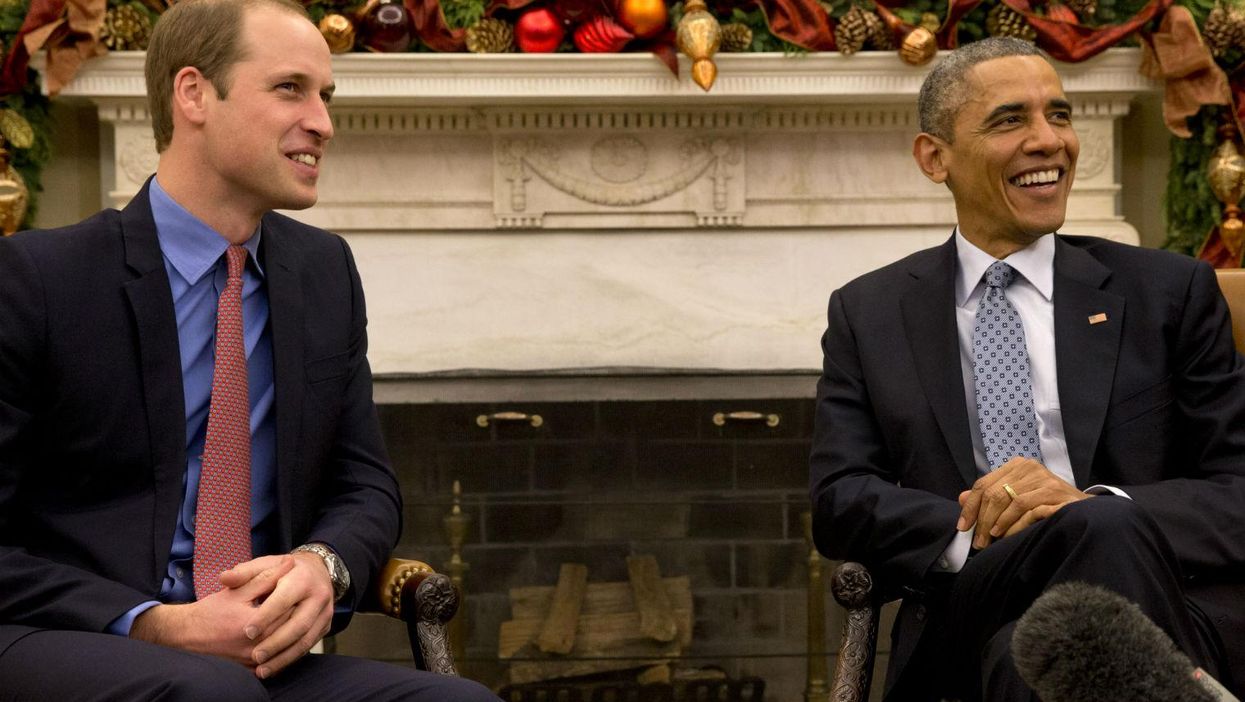 Watch Prince William and Barack Obama endure an awkward photo op