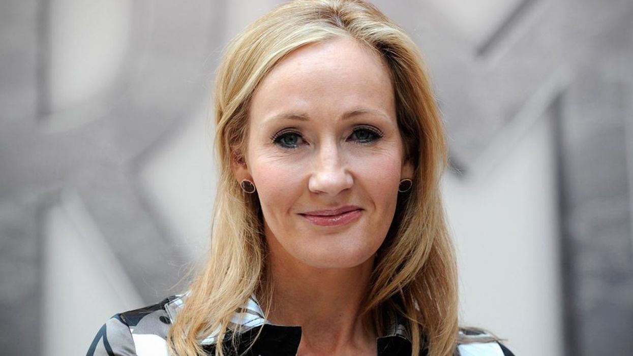 Harry Potter fan? JK Rowling has a Christmas present for you