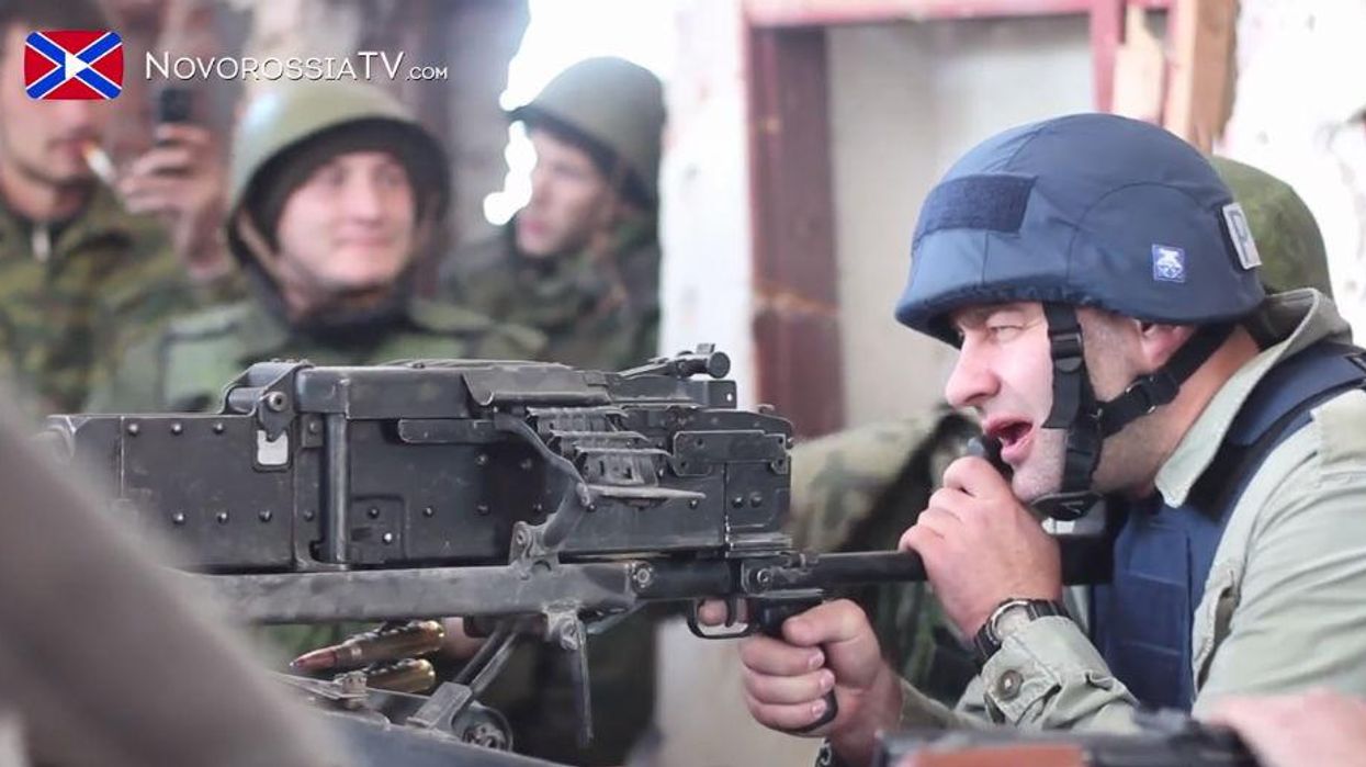Russian actor filmed firing machine gun at Donetsk airport