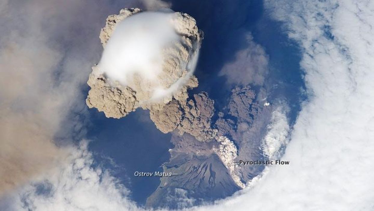 This is not a picture of Japan's Mount Ontake volcano