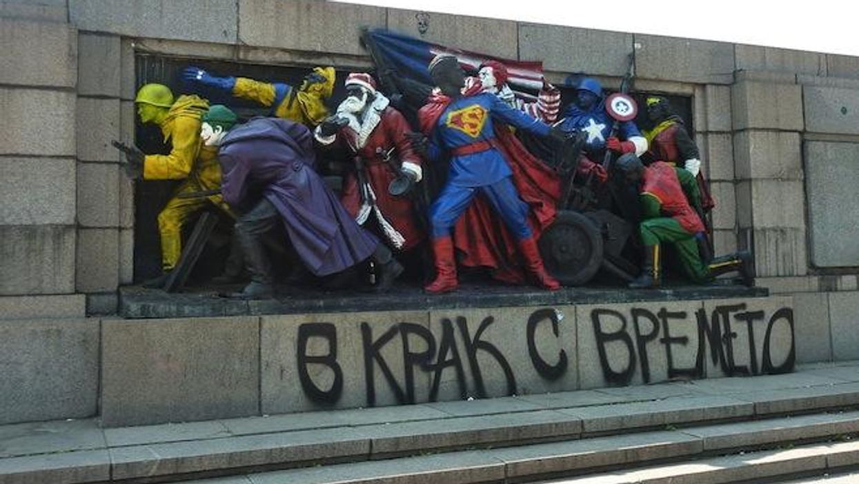 Russia to Bulgaria: Please stop making our statues look like this