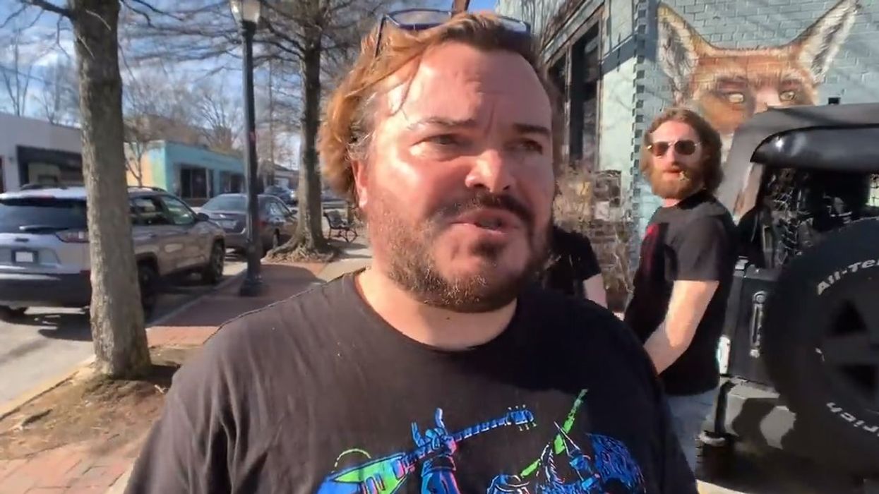 Jack Black has inadvertently recreated the 'distracted boyfriend' meme and it's hilarious