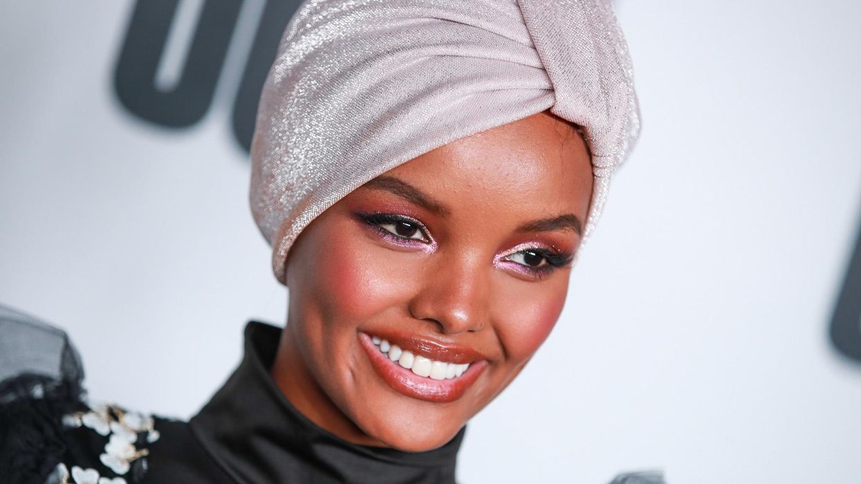 Muslim supermodel becomes first to wear burkini and hijab in Sports Illustrated Swimsuit issue
