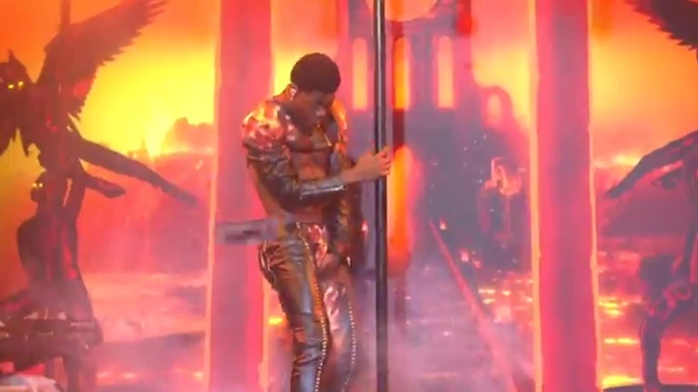 Lil Nas X 'rips pants' during SNL performance
