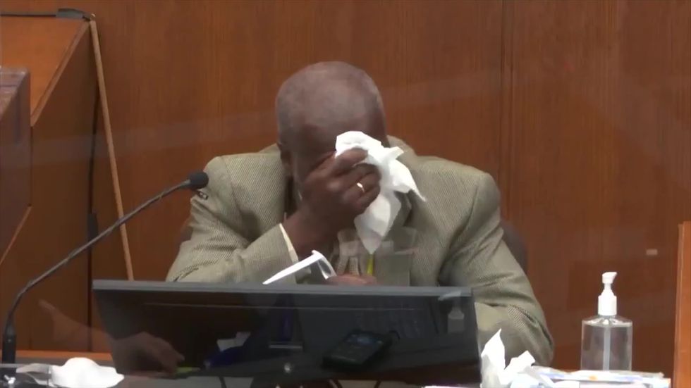 Witness breaks down as he watches video of George Floyd arrest