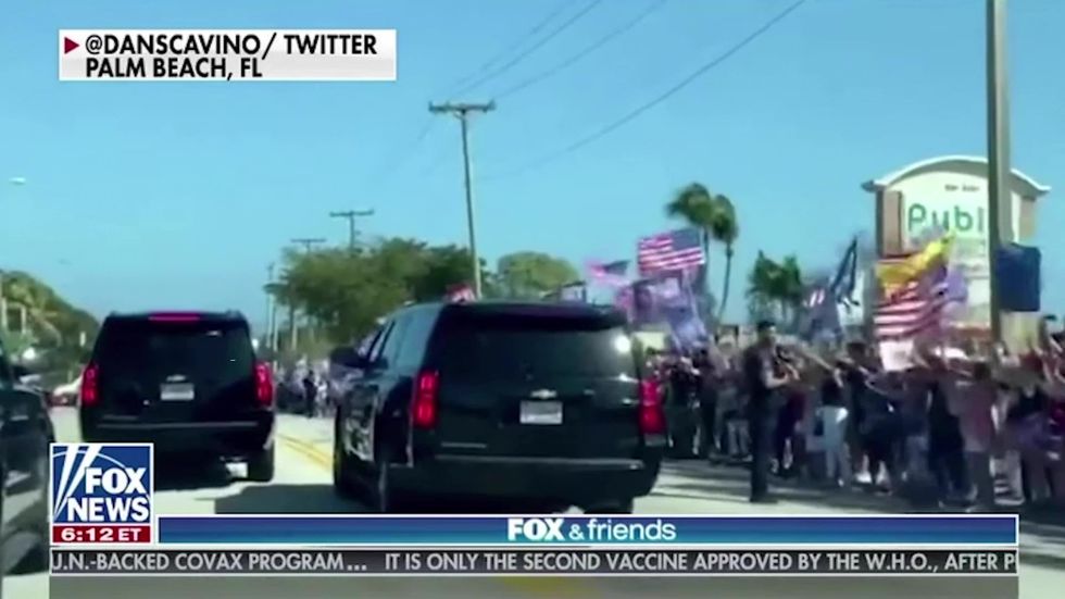 Fox and Friends hosts hail pro-Trump gathering as 'spontaneous'