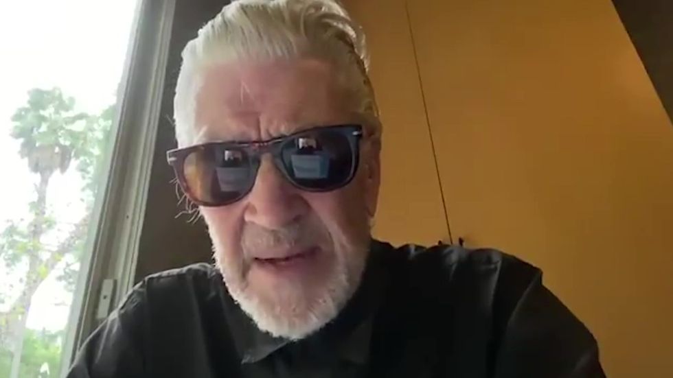 David Lynch announces that he will be continuing his weather reports on YouTube