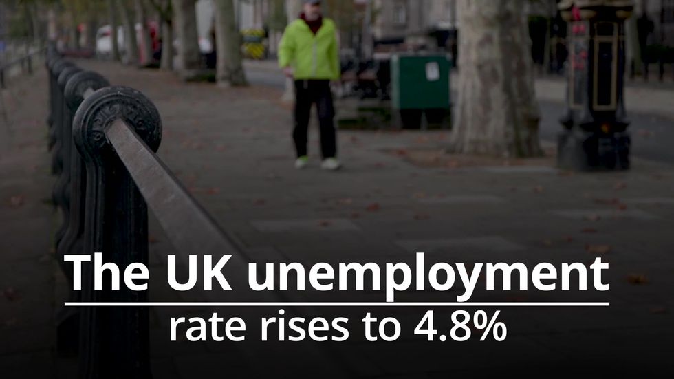 Redundancies hit record high as hundreds of thousands lose jobs.mp4