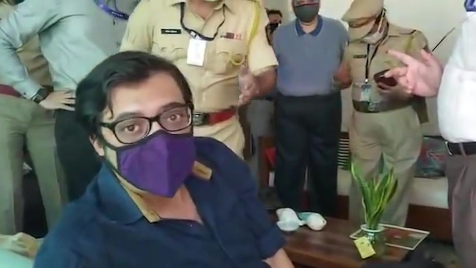 Mumbai Police arrests the controversial news anchor Arnab Goswami from his residence