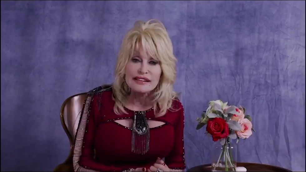 Dolly Parton makes Stephen Colbert cry during song