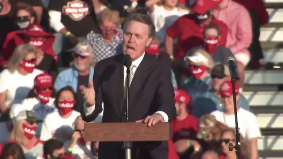 Republican senator accused of racism after mocking Kamala Harris name at Donald Trump rally.mp4