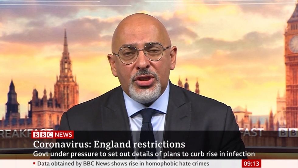 Nearly third of UK coronavirus cases spread through pubs and restaurants, minister says