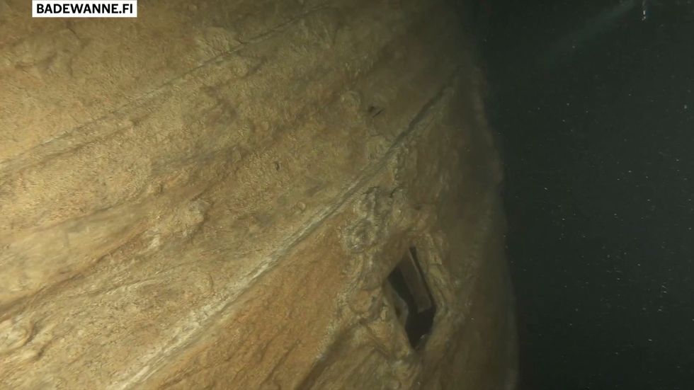 Diving Team discovers rare wreck of Dutch 17th Century merchantman