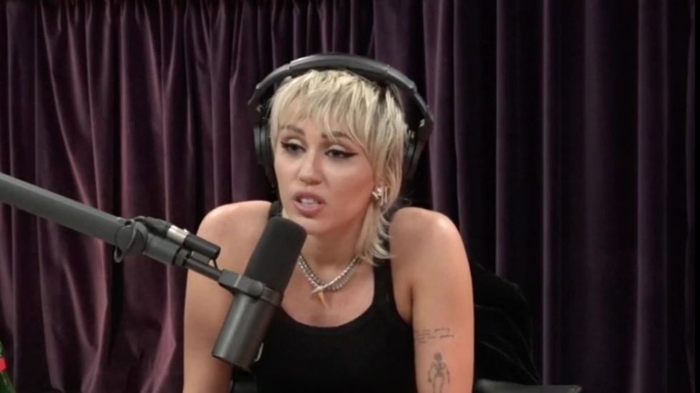 Miley Cyrus says she stopped being vegan because of health issues
