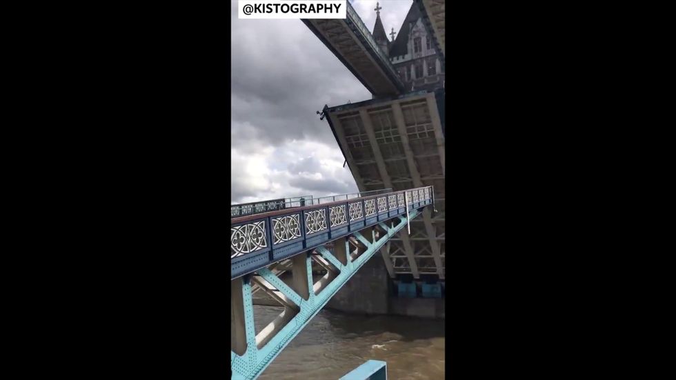 Tower Bridge stuck open after raising for boat