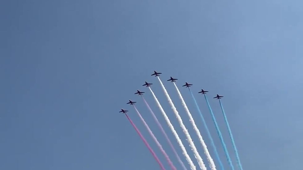 Red arrows fly over UK during VJ Day 2020