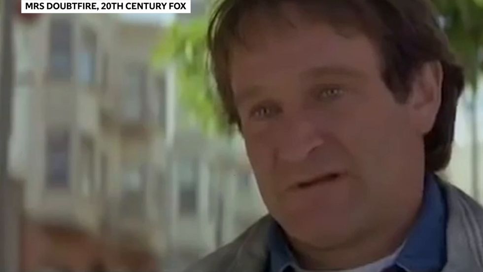 Deleted scene from Mrs Doubtfire after Daniel's cover is revealed