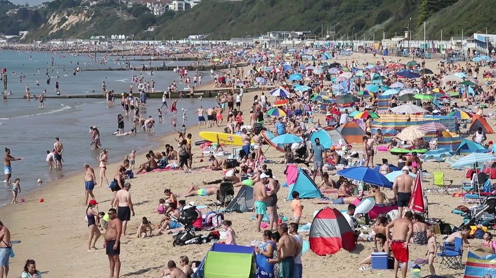 Bournemouth Beach heaving amid a heatwave