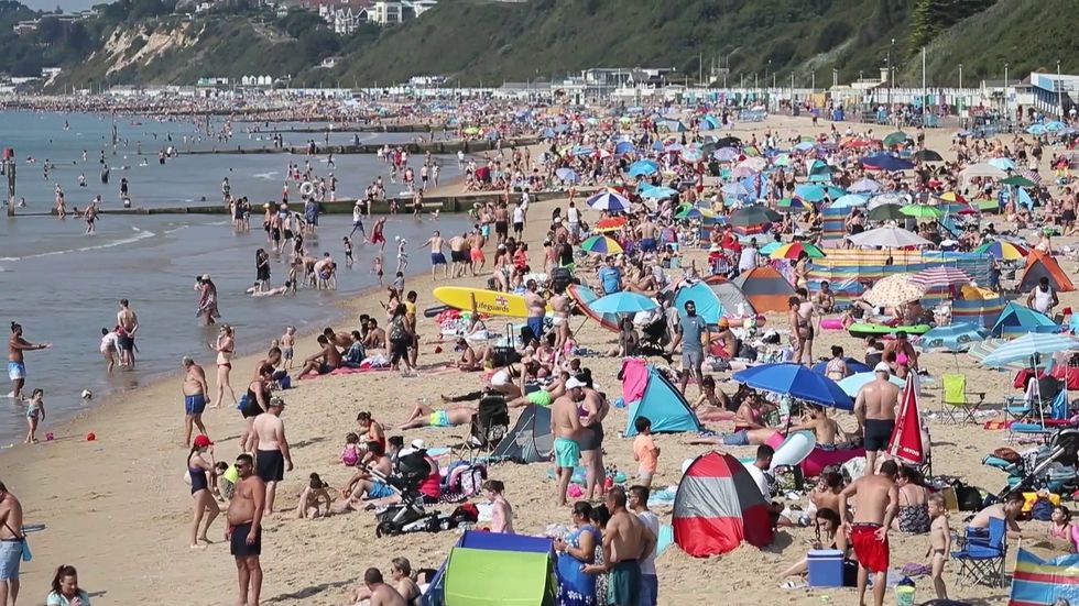Bournemouth Beach heaving amid a heatwave