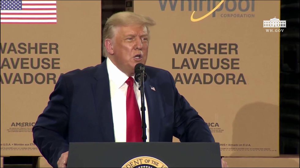 Donald Trump pronounces Thailand 'thighland' before correcting himself