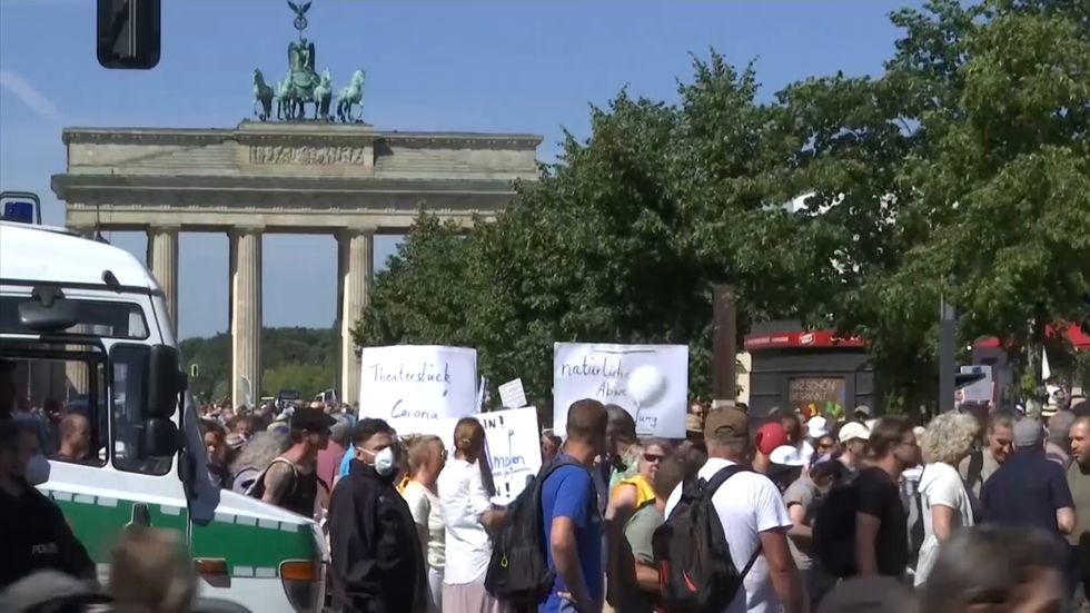 Thousands at Berlin 'Pandemic Freedom Day' march