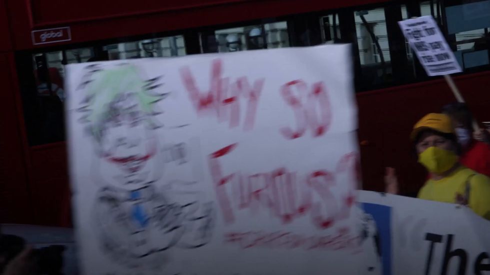 NHS workers march on Downing Street to demand pay rise