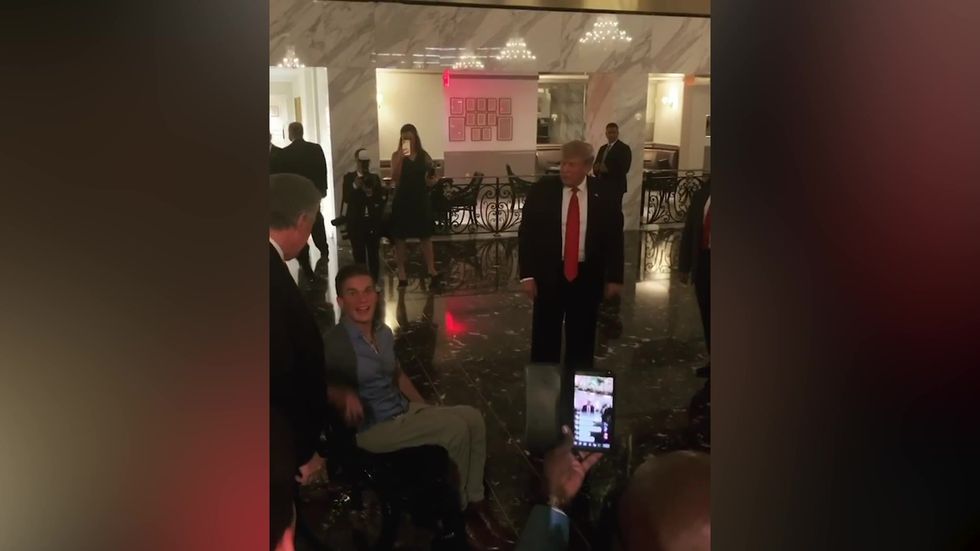 Trump appears at fundraiser without mask