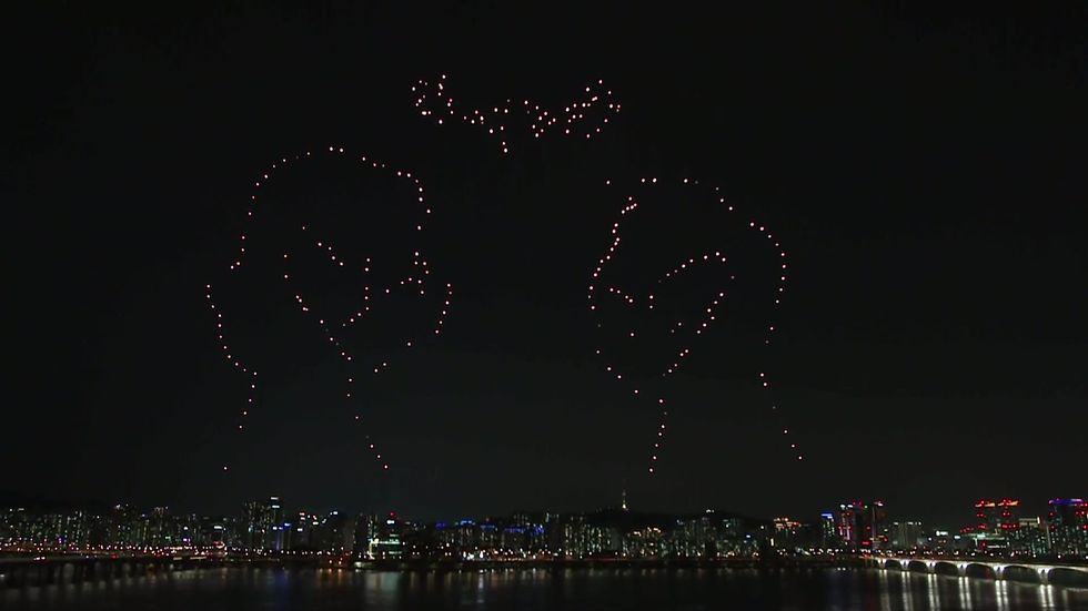 South Korean drone display reminds citizens to wear a mask and wash hands