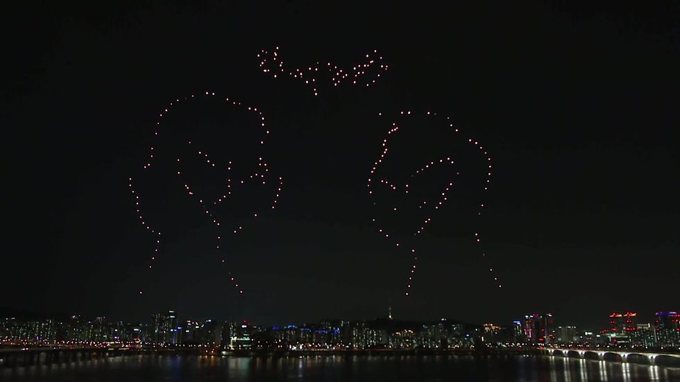 South Korean drone display reminds citizens to wear a mask and wash hands