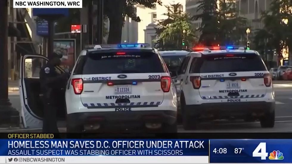 Homeless man saves police officer stabbed in the head.mp4