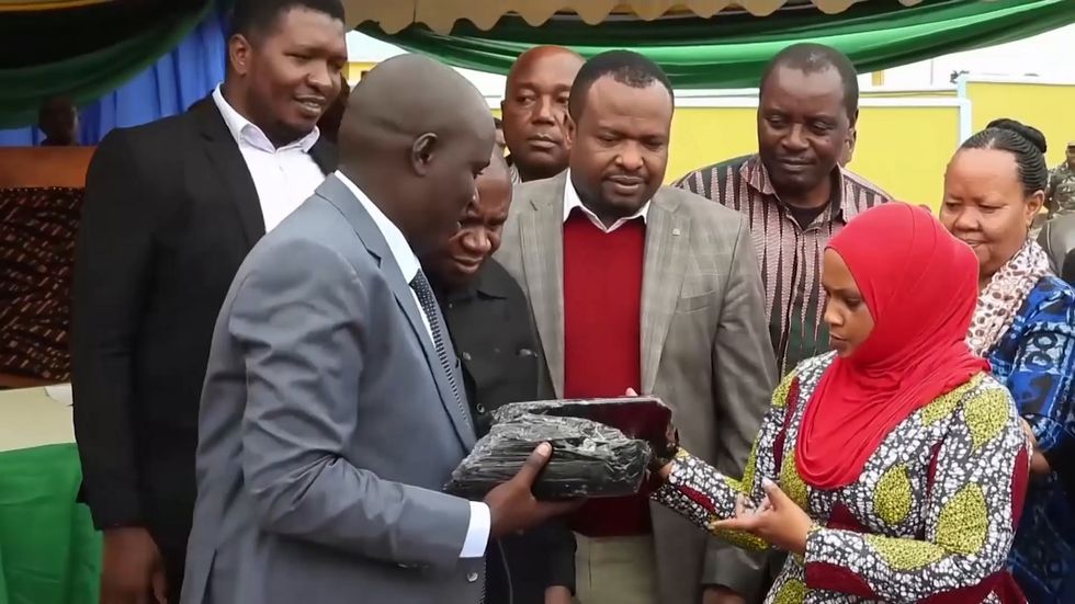 Miner becomes a millionaire overnight after finding biggest tanzanite gems in history