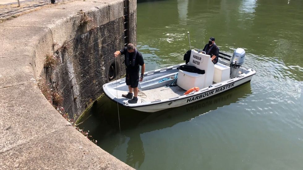 Bristol statue: Harbour master checks for navigational hazard