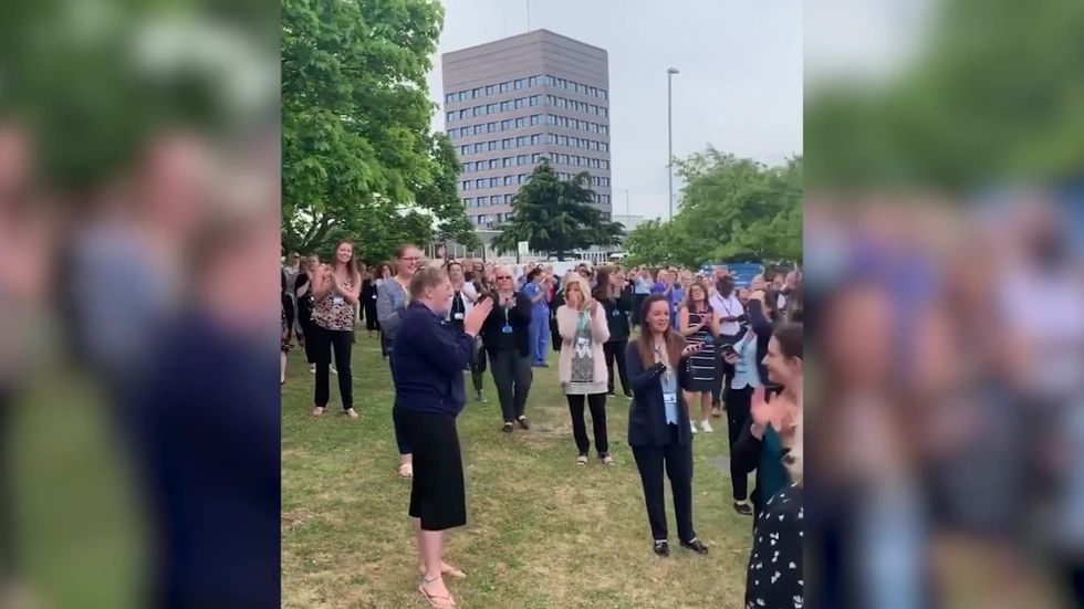 Hospital staff return favour and applaud man who clapped them for 40 days