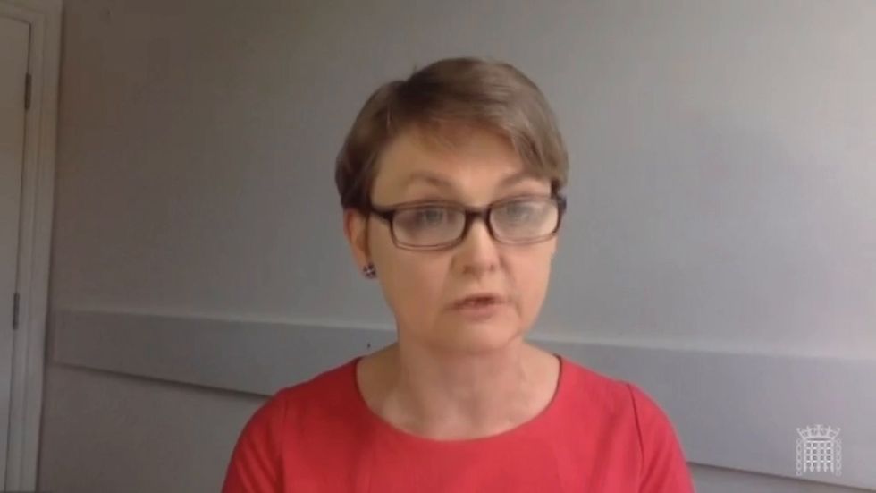 Yvette Cooper tells PM he has 'a choice between protecting Dominic Cummings and the national interest'