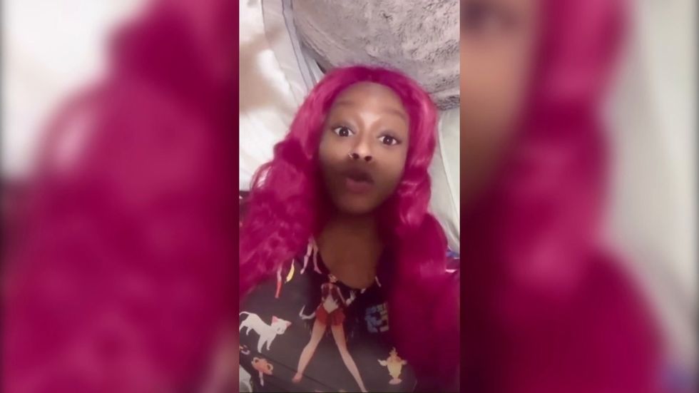 Azealia Banks attacks Nicki Minaj Cardi B and Doja Cat in lengthy Instagram rant