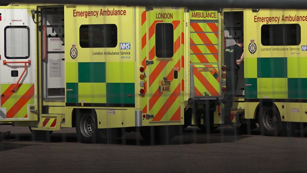 Covid-19: UK death toll passes 40,000 following new figures on care home deaths