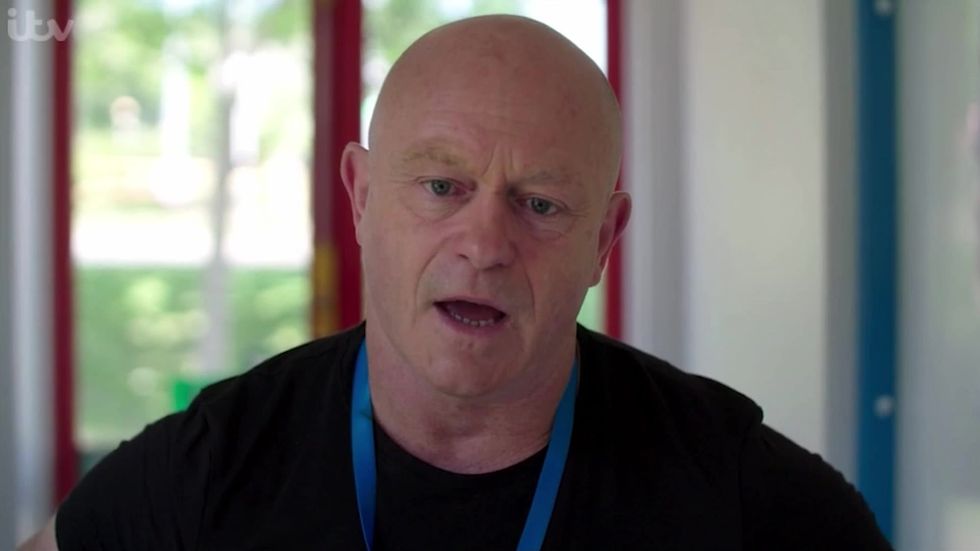 Ross Kemp 'devastated' after coronavirus victim dies while filming NHS documentary