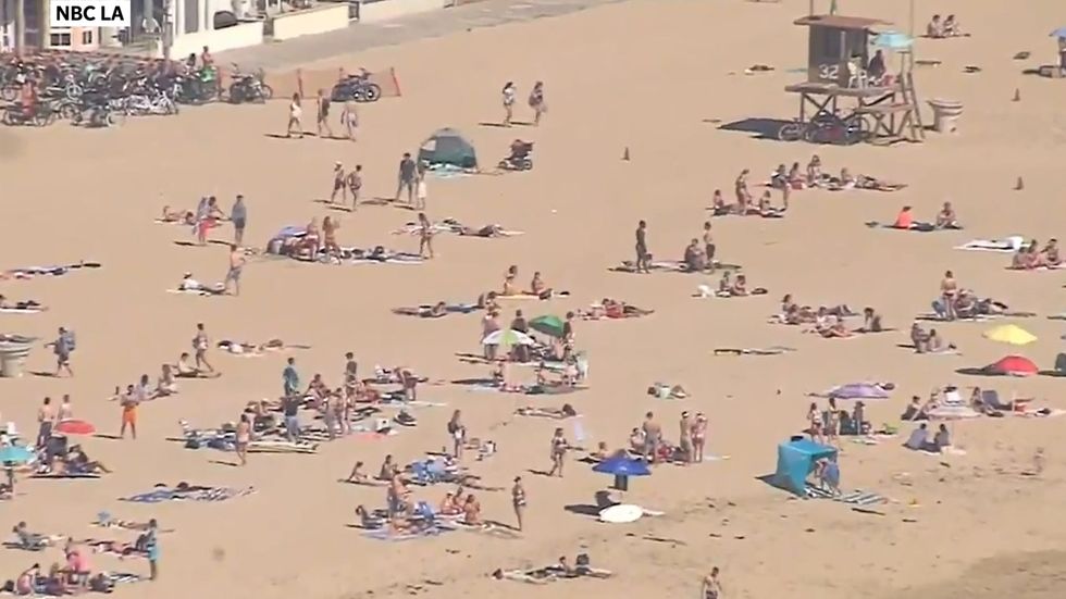 Coronavirus: Beaches packed with thousands of people due to Californian heat wave