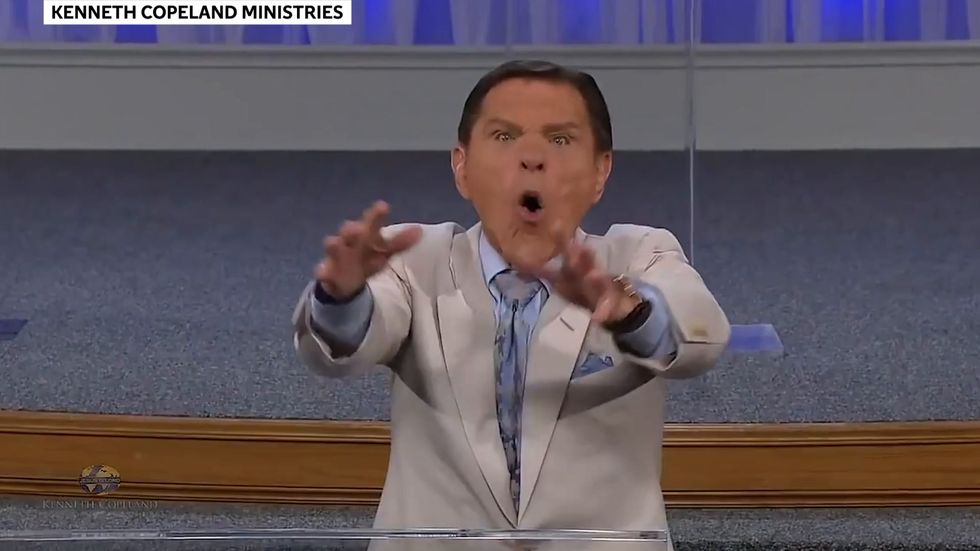 Pastor Kenneth Copeland tries to blow away coronavirus