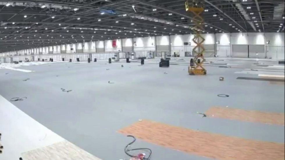 Timelapse shows transformation of ExCel centre into 4,000 bed NHS Nightingale Hospital