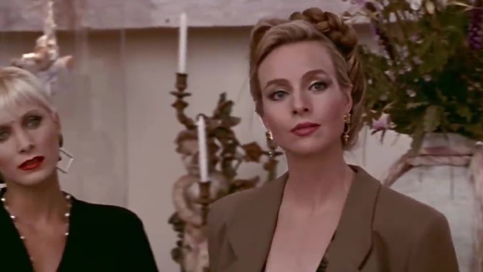 'Blondes are always mean' in Pretty Woman fashion store scene