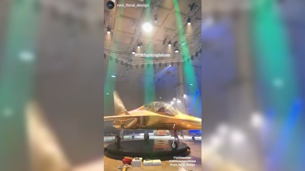 Philipp Plein's Kobe Bryant tribute features huge gold helicopter and basketball jerseys