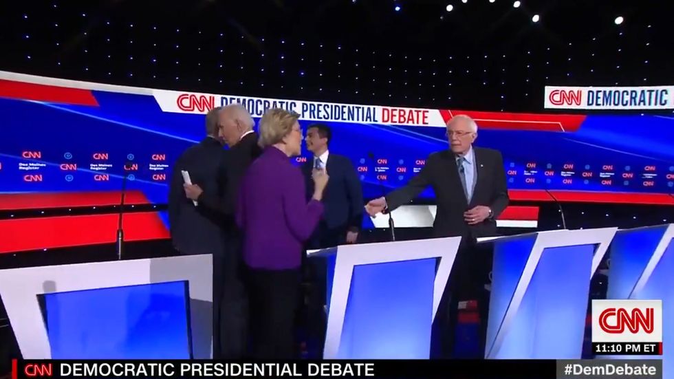 Elizabeth Warren appears to reject Bernie Sanders' handshake after Iowa debate